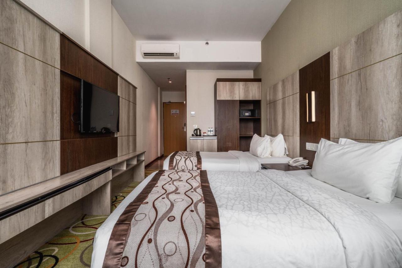 Ano Hotel Miri Exteriör bild